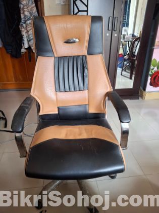 অফিস চেয়ার